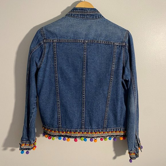 Velzera Hobo Embroidered Women's Denim Jean Jacket. - Picture 2 of 12